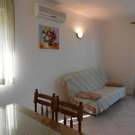 Апартаменты In With Sea View, Terrace, Air Conditioning, Wifi 5150-2 *
