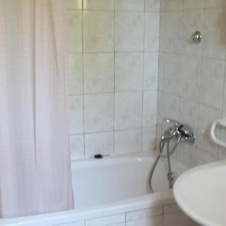 In With Sea View, Terrace, Air Conditioning, Wifi 5150-2 * Ражань