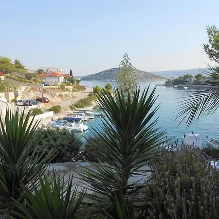 In With Sea View, Terrace, Air Conditioning, Wifi 5150-2 Ražanj