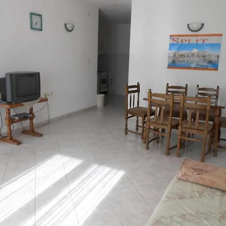 In With Sea View, Terrace, Air Conditioning, Wifi 5150-2 Апартаменты Ражань