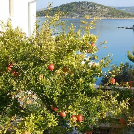 In With Sea View, Terrace, Air Conditioning, Wifi 5150-2 * Razanj